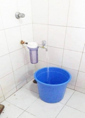 Picture of Water Purifier Tap Iron Filter set With Sediment Filter Included - Multicolor