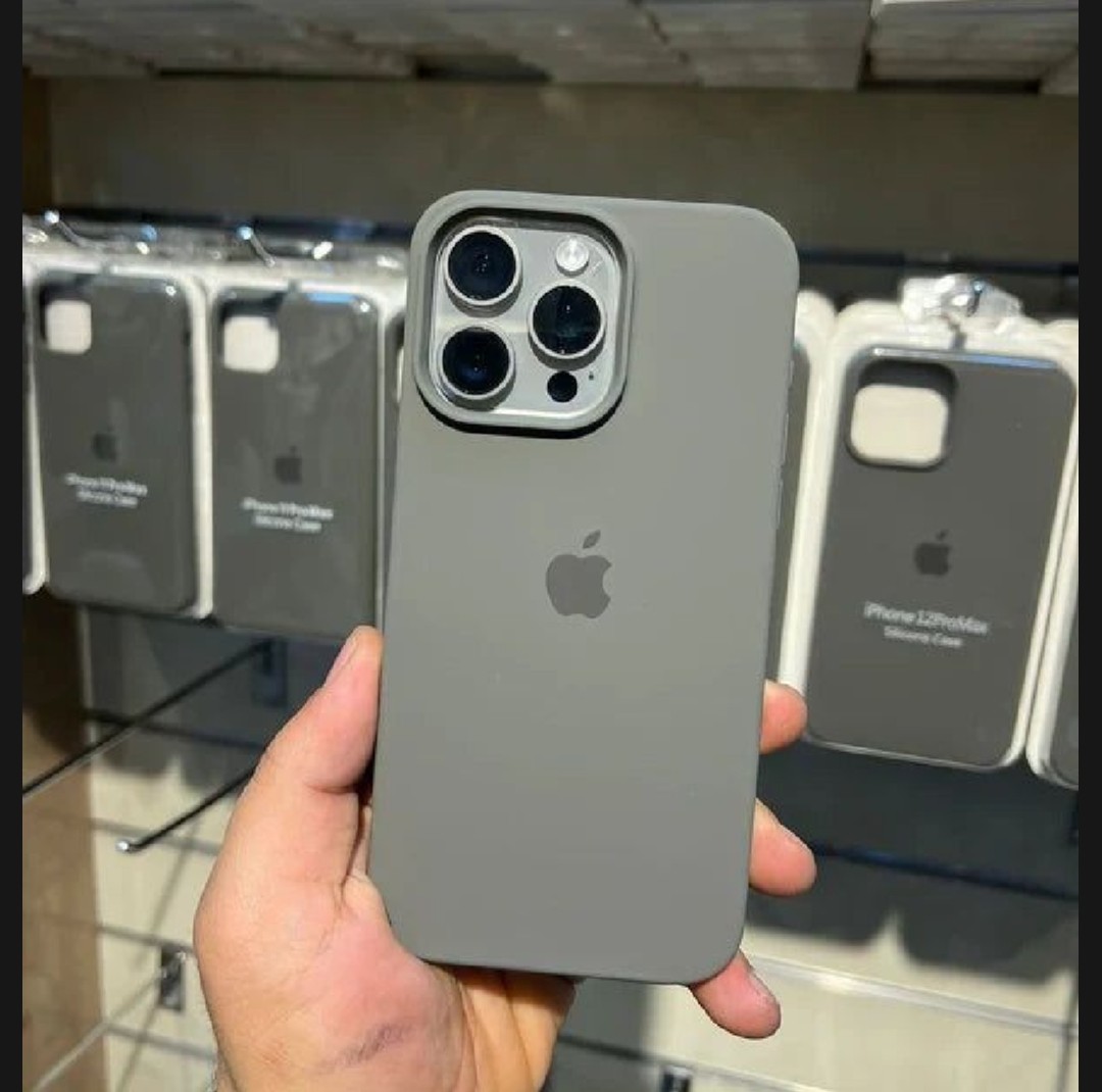 Picture of Spigen Ultra Hybrid Back Cover for iPhone 12 Pro