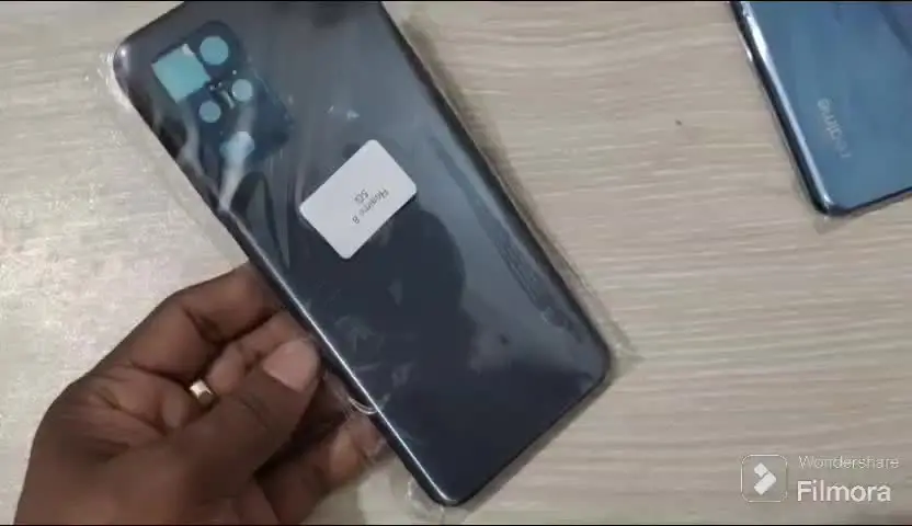 Picture of Replacement Backshell Panel & midel chassis for realme 8i Battery Back Door