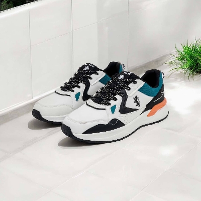 Picture of Red Tape Original Export Quality Trendy Sneaker (286)