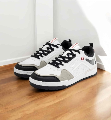 Picture of Red Tape Original Export Quality Trendy Sneaker (290)