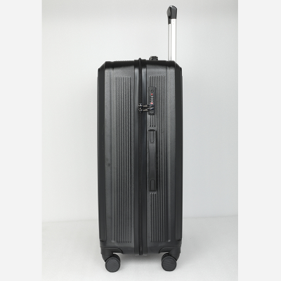 Picture of Travello 28 Inch Royal Zipper Black