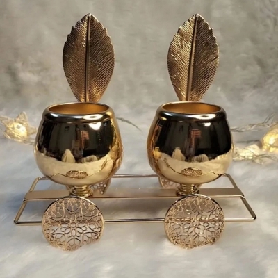 Picture of Table Top Metal Candle Stand, For Decoration