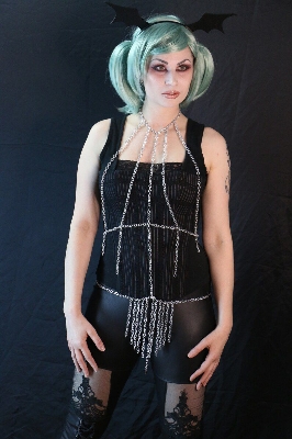 Picture of Korean k pop style body jewellery chain women body jewellery chain