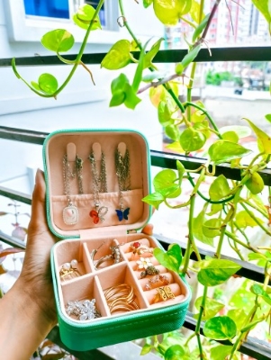 Picture of Jewelry Storage Box Organizer 1 pcs