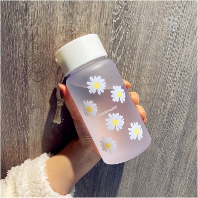 Picture of 500ml Plastic Water Bottles Daisy Transparent Bottle Outdoor Sports Water Cup Water Mug Student Portable Mug