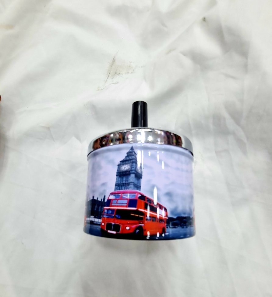 Picture of Car Creative Tyre Hub Rotating Style Fashion Ash Tray Alloy Round Smokeless Press Up Ashtray