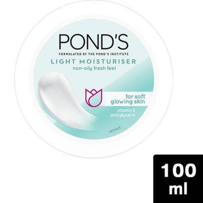 Picture of Pond’s Light Moisturiser Non-Oily Fresh Feel (100ml)