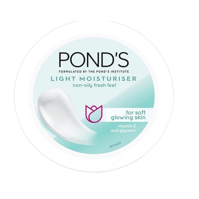 Picture of Pond’se Light Moisturiser Non-Oily Fresh Feel (50ml)