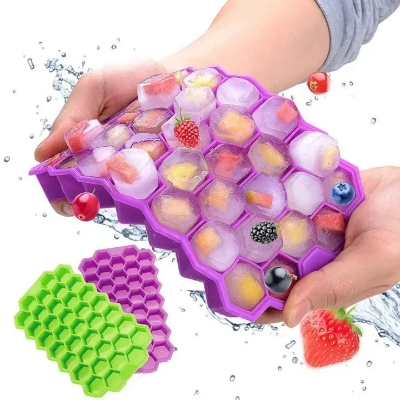 Picture of Silicone Ice Cube Tray 37 Cavity Ice-making Box -Feature: ECO Friendly Cube: Tray 37-Made of Food-Grade Silicone