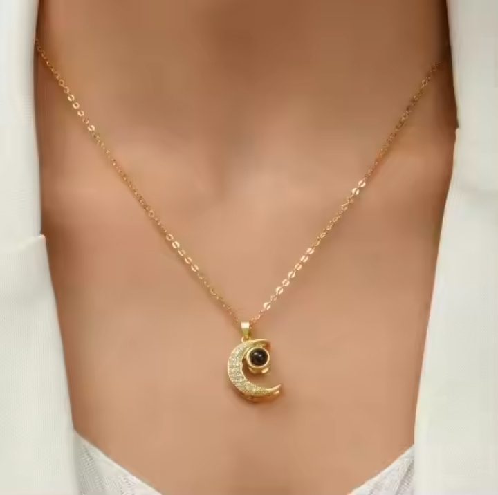 Picture of Women moon Necklace Korean Style Exquisite Fashion