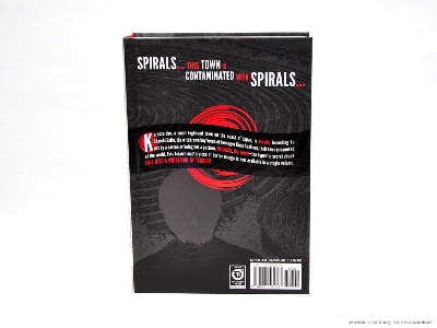 Picture of Uzumaki (3-in-1 Deluxe Edition) (Junji Ito)