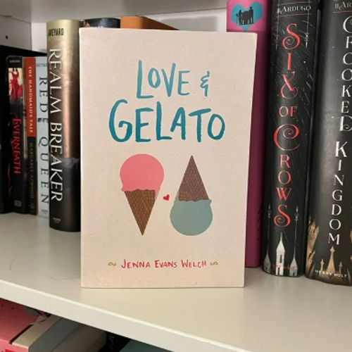 Picture of Love & Gelato ( Love & Gelato #1 ) ( Book by Jenna Evans Welch ) ( Premium Paper and Matte Cover ) Novel