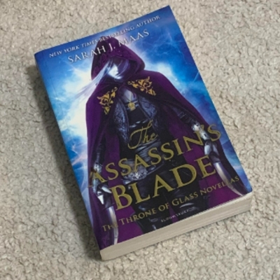 Picture of The Assassin's Blade ( Throne of Glass #0.1-0.5 ) ( Book by Sarah J. Maas ) ( Premium Paper and Matte Cover ) Novel
