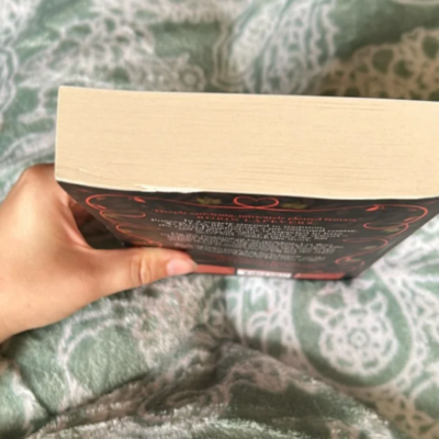 Picture of The Kiss of Deception ( The Remnant Chronicles #1 ) ( Book by Mary E. Pearson ) ( Premium Paper and Matte Cover ) Novel