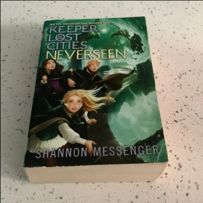 Picture of Neverseen ( Keeper of the Lost Cities #4 ) ( Book by Shannon Messenger ) ( Premium Print and Matte Cover ) Novel