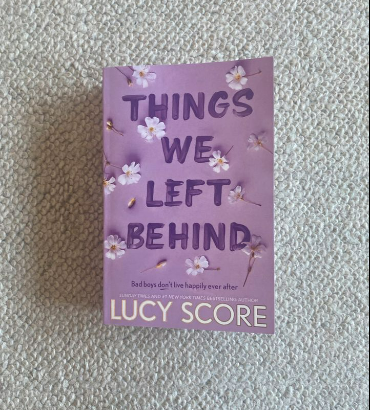 Picture of Things We Left Behind ( Knockemout #3 ) by Lucy Score ( Premium Paper and Matte Cover ) Novel