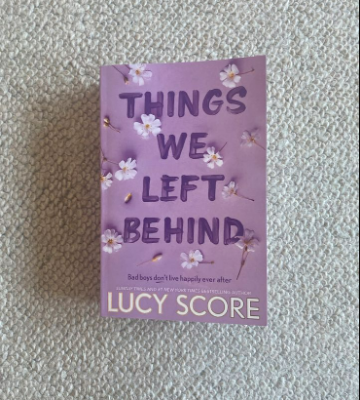 Picture of Things We Left Behind ( Knockemout #3 ) by Lucy Score ( Premium Paper and Matte Cover ) Novel