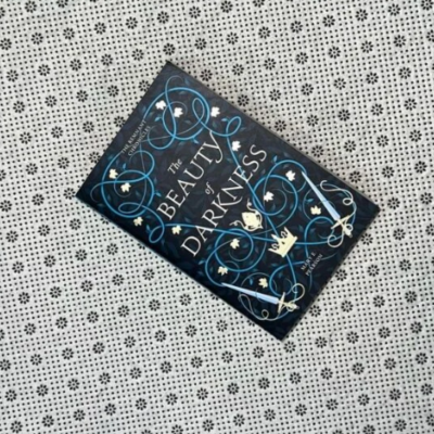 Picture of The Beauty of Darkness ( The Remnant Chronicles #3 ) ( Book by Mary E. Pearson ) ( Premium Paper and Matte Cover ) Novel