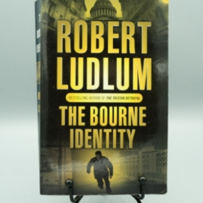 Picture of The Bourne Identity ( Jason Bourne #1 ) ( Book by Robert Ludlum ) ( Premium Paper and Matte Cover ) Novel