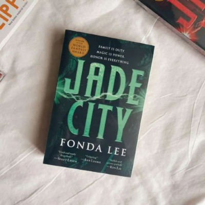 Picture of Jade City ( The Green Bone Saga #1 ) ( Book by Fonda Lee ) ( Premium Paper and Matte Cover ) Novel