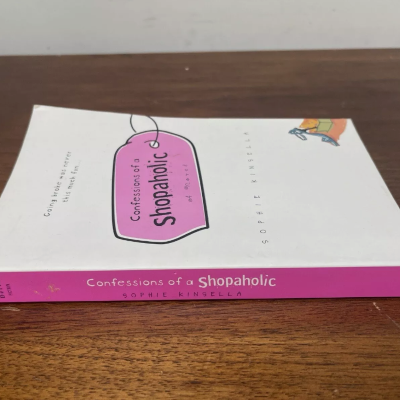 Picture of Confessions of a Shopaholic ( Shopaholic #1 ) ( Book by Sophie Kinsella ) ( Premium Paper and Matte Cover ) Novel