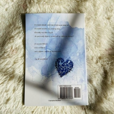 Picture of am i too broken?: Mental Illness from a Teenager's Perspective ( Book by Aryana Altaha ) ( Premium Paper and Matte Cover ) Novel