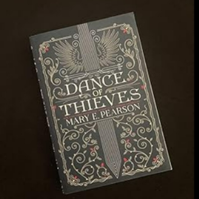 Picture of Dance of Thieves ( Dance of Thieves #1 ) ( Book by Mary E. Pearson ) ( Premium Paper and Matte Cover ) Novel