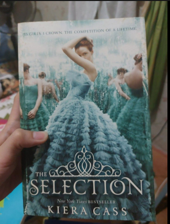 Picture of The Selection ( The Selection #1 ) ( Book by Kiera Cass ) ( Premium Print and Matte Cover ) Novel