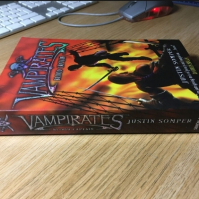 Picture of Blood Captain ( Vampirates #3 ) ( Book by Justin Somper ) ( Premium Paper and Matte Cover ) Novel