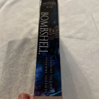 Picture of Forget-Me-Not Bombshell ( Mafia Wars #5 ) ( Book by Caroline Peckham ) ( Premium Paper and Matte Cover ) Novel