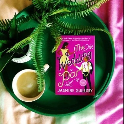 Picture of The Wedding Party ( The Wedding Date #3 ) ( Book by Jasmine Guillory ) ( Premium Print and Matte Lamination ) Novel