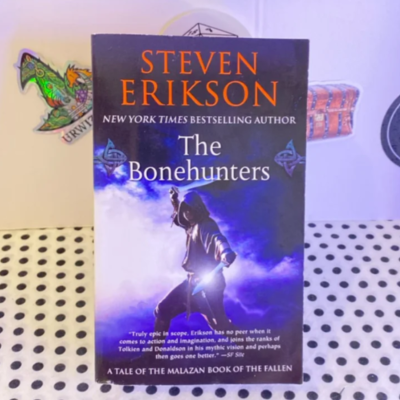 Picture of The Bonehunters ( Malazan Book of the Fallen #6 ) ( Book by Steven Erikson ) ( Premium Paper and Matte Cover ) Novel