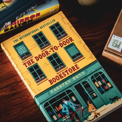 Picture of The Door-to-Door Bookstore ( Book by Carsten Henn ) ( Premium Paper and Matte Cover ) Novel