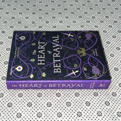 Picture of The Heart of Betrayal ( The Remnant Chronicles #2 ) ( Book by Mary E. Pearson ) ( Premium Paper and Matte Cover ) Novel