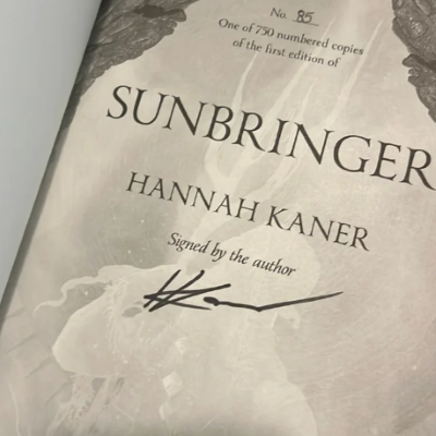 Picture of Sunbringer ( Fallen Gods #2 ) ( Book by Hannah Kaner ) ( Premium Paper and Matte Cover ) Novel