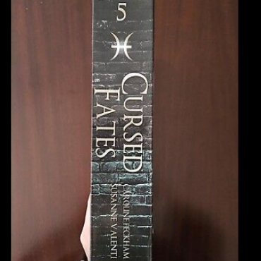 Picture of Cursed Fates ( Zodiac Academy #5 ) ( Book by Caroline Peckham ) ( Premium Print and Matte Lamination ) Novel