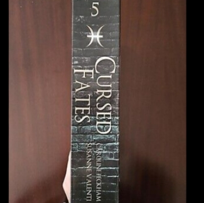 Picture of Cursed Fates ( Zodiac Academy #5 ) ( Book by Caroline Peckham ) ( Premium Print and Matte Lamination ) Novel