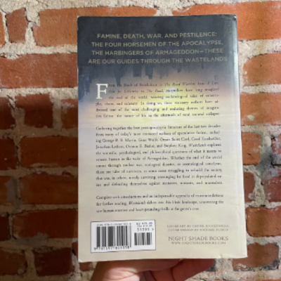 Picture of Wastelands: Stories of the Apocalypse ( Wastelands #1 ) ( Book by John Joseph Adams ) ( Premium Paper and Matte Cover ) Novel