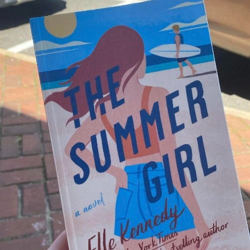 Picture of The Summer Girl ( Avalon Bay #3 ) ( Book by Elle Kennedy ) ( Premium Paper and Matte Cover ) Novel