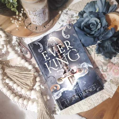 Picture of The Ever King ( The Ever Seas #1 ) ( Book by L.J. Andrews ) ( Premium Paper and Matte Cover ) Novel