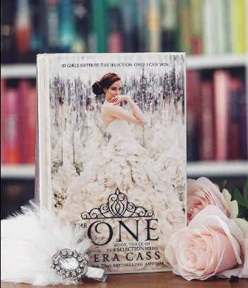 Picture of The One ( The Selection #3 ) ( Book by Kiera Cass ) ( Premium Print and Matte Cover ) Novel