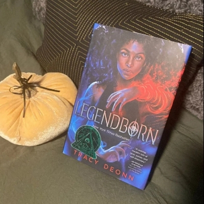 Picture of Legendborn | Legendborn #1 | | Book by Tracy Deonn | Matte Lamination | Premium Paper | Novel