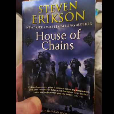 Picture of House of Chains ( Malazan Book of the Fallen #4 ) ( Book by Steven Erikson ) ( Premium Paper and Matte Cover ) Novel