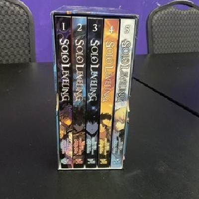 Picture of SOLO LEVELING (Colored) SET| VOL(1-5) | Paperback | MANGA Book gardan