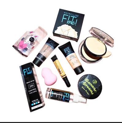 Picture of 7 in 1 combo set makeup
