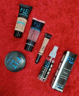 Picture of Six combo set Makeup and lip blam free