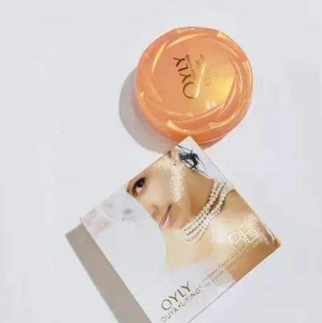 Picture of Oyly Ouya Liying Fantastic Color Land BB For A Professional Make up Aritist makeup powder 2 part