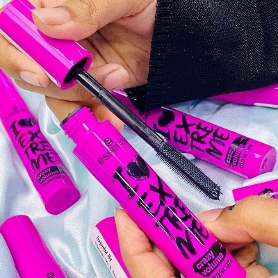 Picture of Essence i love extreme crazy volume mascara