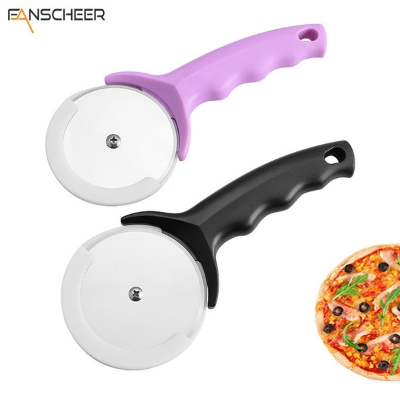 Picture of Pizza wheel knife Pizza knife cake cutter single wheel Pizza hob with protective sleeve baking tool